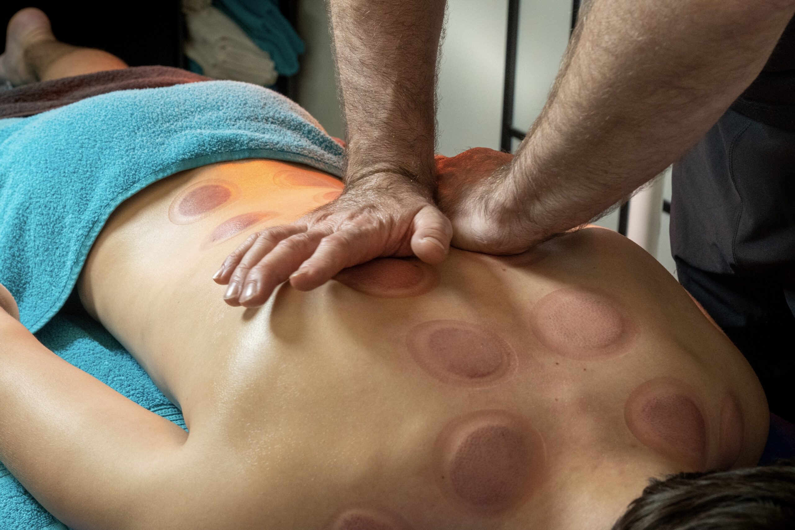 Osteopatické ošetření – uvolnění zad