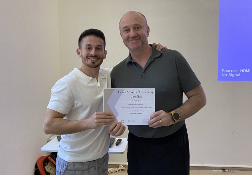 Jan Konvička při studiu osteopatie a vzdělávání